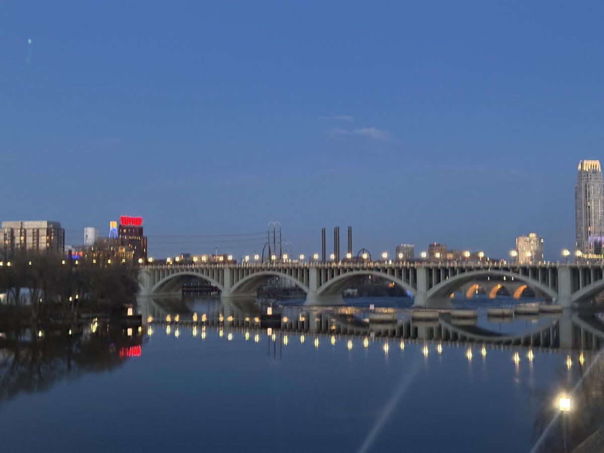Picture of a bridge in central Minneapolis 